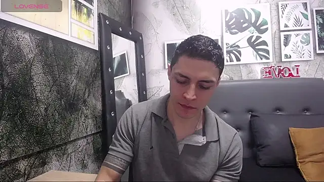 Snapshot of Frank_Millers chatting on 12, 2, 2025 Frank Millers online show from 12, 2, 2025