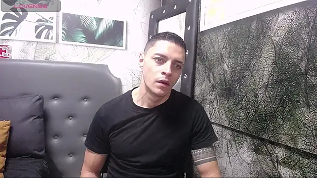 Snapshot of Frank_Millers chatting on 17, 2, 2025 Frank Millers online show from 17, 2, 2025