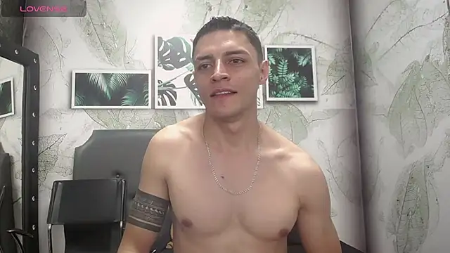 Snapshot of Frank_Millers chatting on 19, 2, 2025 Frank Millers online show from 19, 2, 2025