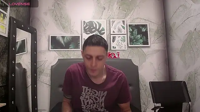 Snapshot of Frank_Millers chatting on 19, 2, 2025 Frank Millers online show from 19, 2, 2025