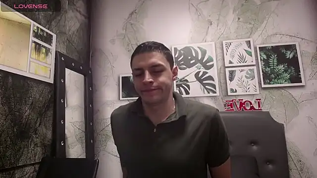 Snapshot of Frank_Millers chatting on 28, 2, 2025 Frank Millers online show from 28, 2, 2025