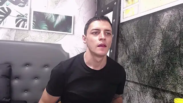 Snapshot of Frank_Millers chatting on 3, 3, 2025 Frank Millers online show from 3, 3, 2025