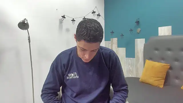 Snapshot of Frank_Millers chatting on 30, 9, 2025 Frank Millers online show from 30, 9, 2025