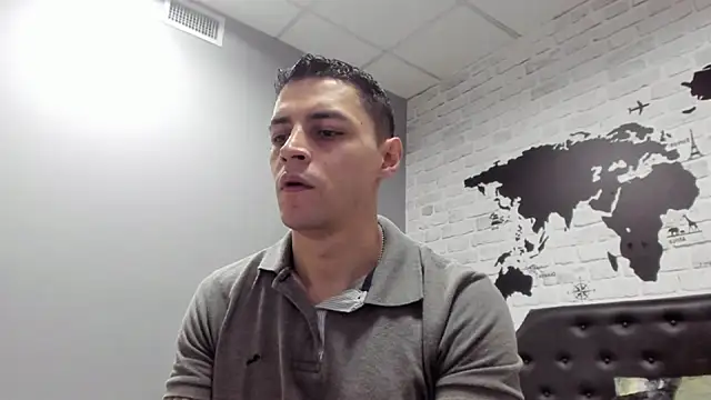 Snapshot of Frank_Millers chatting on 5, 12, 2025 Frank Millers online show from 5, 12, 2025