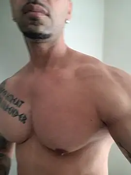 Snapshot of badbrown chatting on 18, 2, 2025 badbrown online show from 18, 2, 2025