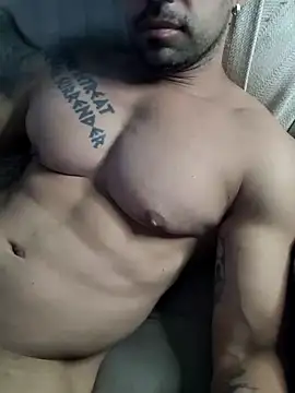 Snapshot of badbrown chatting on 7, 10, 2025 badbrown online show from 7, 10, 2025