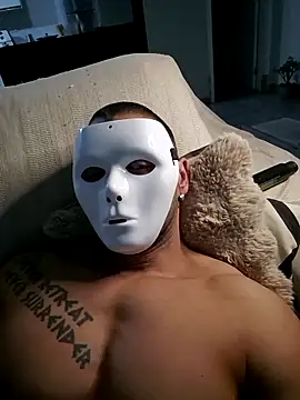 Snapshot of badbrown chatting on 5, 11, 2025 badbrown online show from 5, 11, 2025