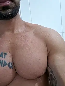 Snapshot of badbrown chatting on 9, 11, 2025 badbrown online show from 9, 11, 2025