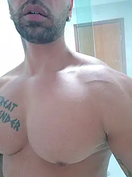 Snapshot of badbrown chatting on 21, 11, 2025 badbrown online show from 21, 11, 2025