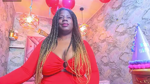 Snapshot of nefertiti_ebony chatting on 1, 6, 2026 nefertiti ebony online show from 1, 6, 2026