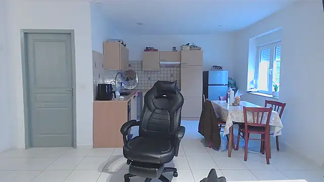 Snapshot of serena__vedette chatting on 28, 1, 2025 serena vedette online show from 28, 1, 2025