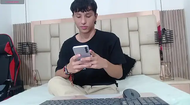 Snapshot of MarckPassion chatting on 3, 2, 2025 MarckPassion online show from 3, 2, 2025