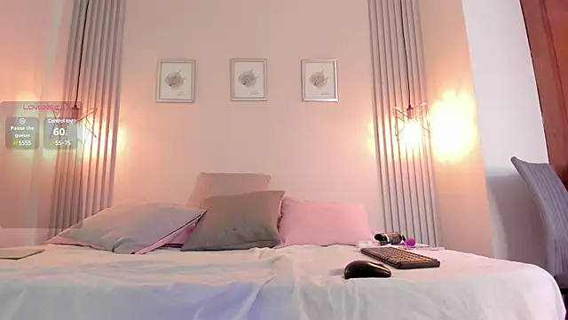 Snapshot of redvelvet__7 chatting on 5, 2, 2025 redvelvet  7 online show from 5, 2, 2025