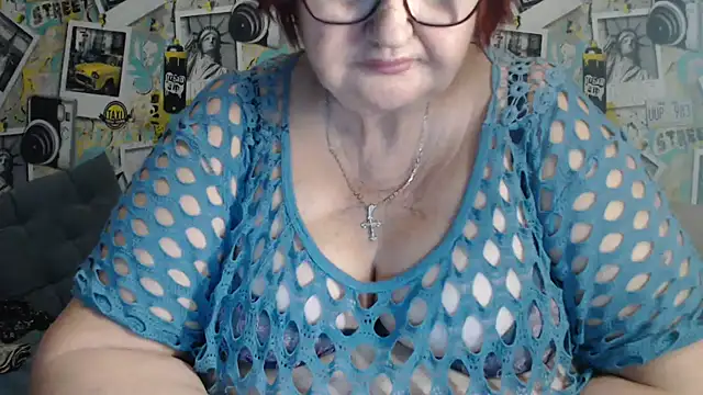 Snapshot of DeniseeRosea chatting on 3, 12, 2025 DeniseeRosea online show from 3, 12, 2025