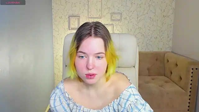 Manic pixie  online show from 2, 2, 2025