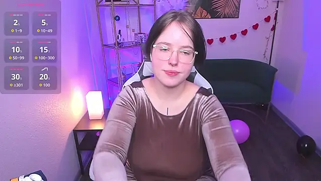 Manic pixie  online show from 25, 2, 2026