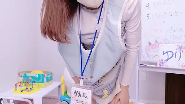 Snapshot of NA-KAREN-V8 chatting on 4, 11, 2025 NA-KAREN-V8 online show from 4, 11, 2025