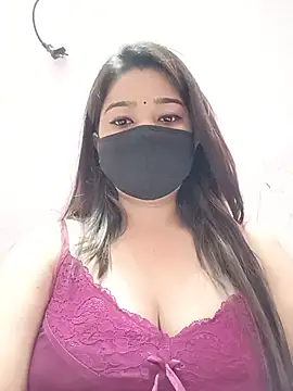 Snapshot of Simran-001 chatting on 10, 7, 2026 Simran-001 online show from 10, 7, 2026