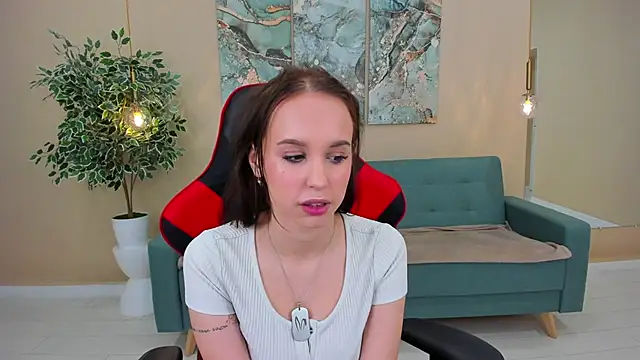 SandraTucker online show from 1, 2, 2025