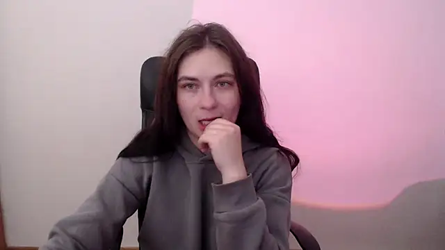 Snapshot of AmandaJi_ chatting on 4, 12, 2025 AmandaJi online show from 4, 12, 2025