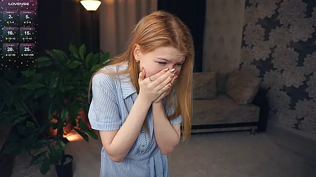 Snapshot of LynetHakes chatting on 26, 1, 2025 LynetHakes online show from 26, 1, 2025