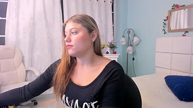 alaia greyy online show from 21, 2, 2025