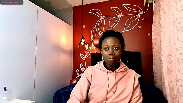 Snapshot of Sara_Naugty chatting on 6, 2, 2025 Sara Naugty online show from 6, 2, 2025
