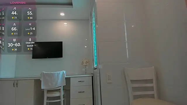 Snapshot of Yuki_miiii chatting on 22, 11, 2025 Yuki miiii online show from 22, 11, 2025