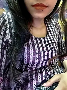 cute IndianBabe online show from 7, 3, 2025