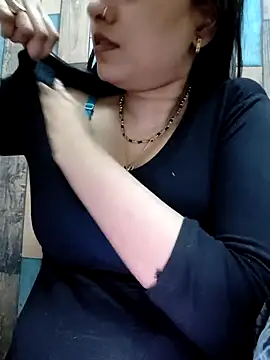 cute IndianBabe online show from 2, 4, 2026