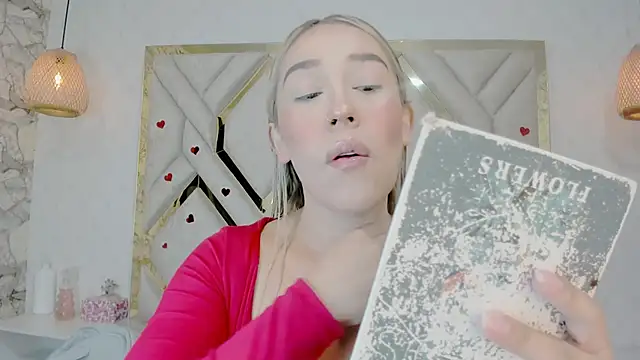 Snapshot of Lannajansen chatting on 22, 2, 2025 Lannajansen online show from 22, 2, 2025