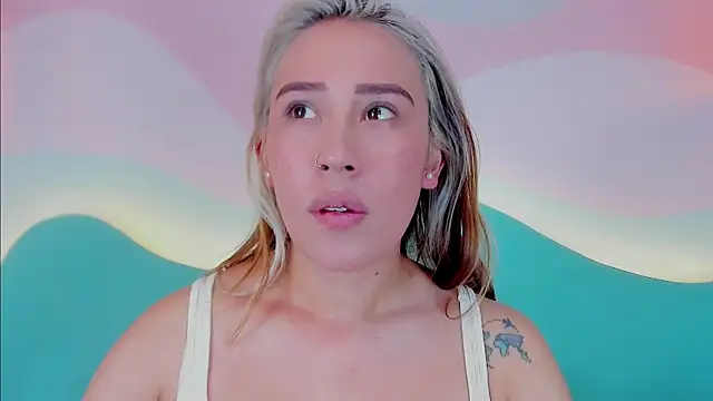 Snapshot of Lannajansen chatting on 27, 10, 2025 Lannajansen online show from 27, 10, 2025