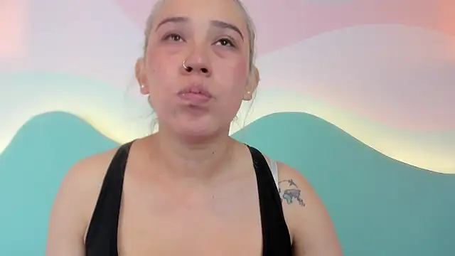 Snapshot of Lannajansen chatting on 6, 11, 2025 Lannajansen online show from 6, 11, 2025