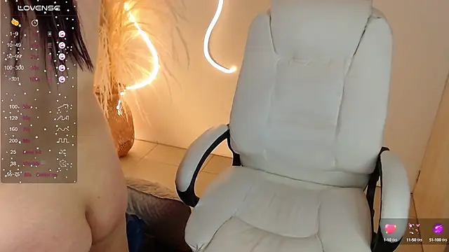 Snapshot of Sofi_BBW chatting on 15, 3, 2025 Sofi BBW online show from 15, 3, 2025