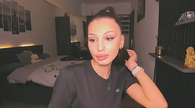 HelenShawn online show from 3, 2, 2025