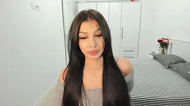 HelenShawn online show from 15, 2, 2025