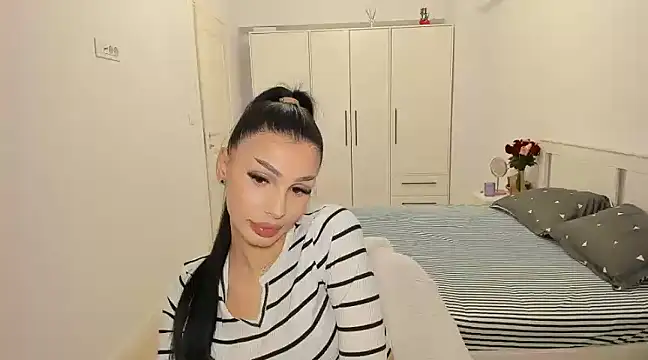 HelenShawn online show from 21, 2, 2025