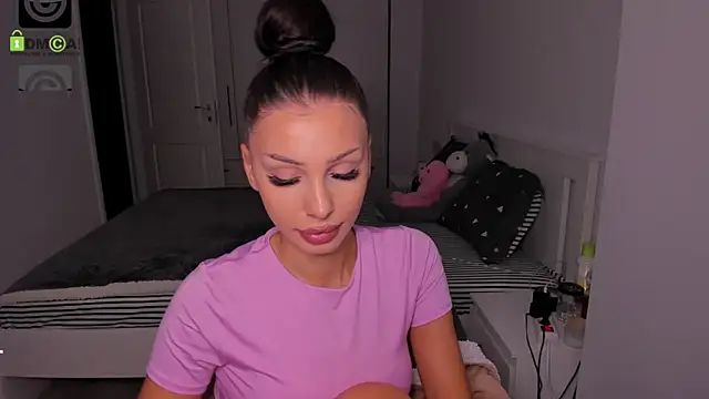 HelenShawn online show from 7, 10, 2025