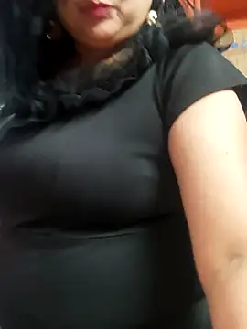 Snapshot of horny_lizia chatting on 13, 12, 2025 horny lizia online show from 13, 12, 2025