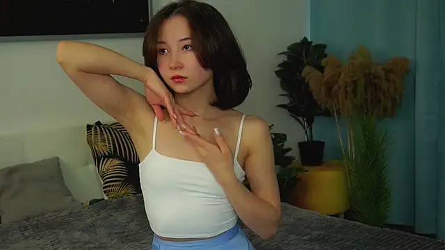 VeronaCritchlow online show from 11, 3, 2025