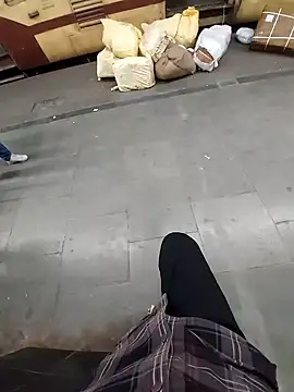 Snapshot of Extrembox5 chatting on 3, 3, 2025 Extrembox5 online show from 3, 3, 2025