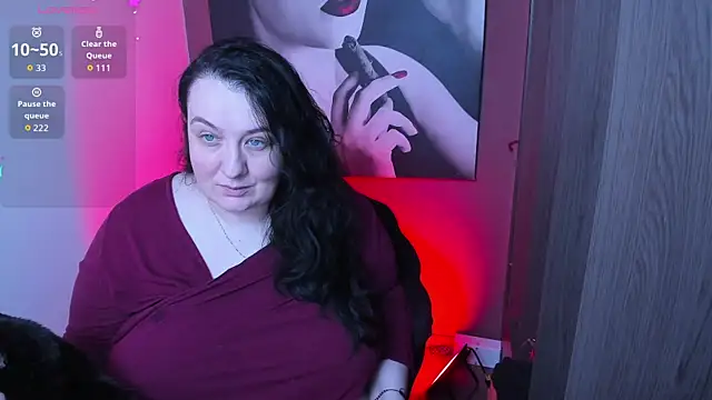 Snapshot of QueenOfHaze chatting on 7, 1, 2026 QueenOfHaze online show from 7, 1, 2026