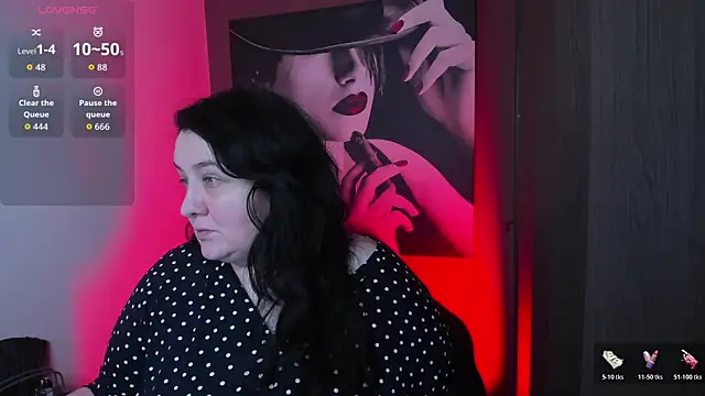 QueenOfHaze online show from 24, 5, 2026