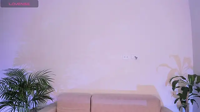 Snapshot of Hannah_Jonhson chatting on 3, 12, 2025 Hannah Jonhson online show from 3, 12, 2025