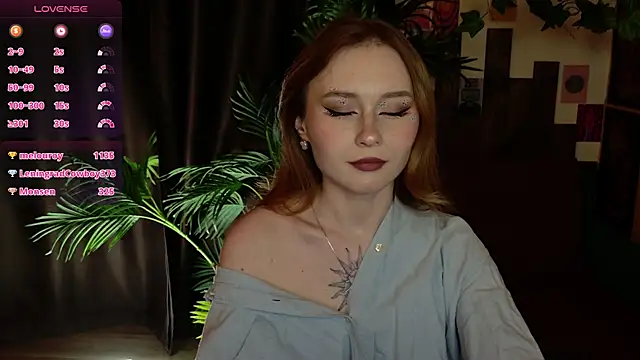 Snapshot of Yo_Pixxie chatting on 8, 2, 2025 Yo Pixxie online show from 8, 2, 2025