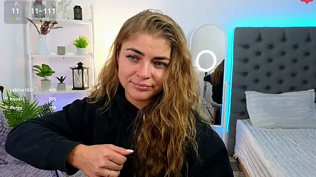 Donna Sun online show from 19, 2, 2025