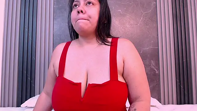 AmmyPike1 online show from 10, 9, 2025