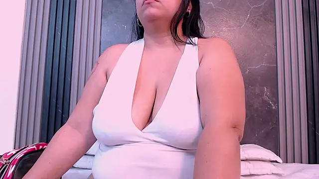 AmmyPike1 online show from 11, 9, 2025