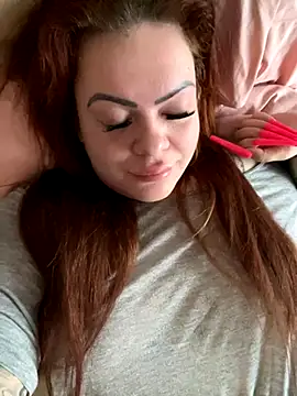 Snapshot of AnastasiaCumowa chatting on 14, 11, 2025 AnastasiaCumowa online show from 14, 11, 2025