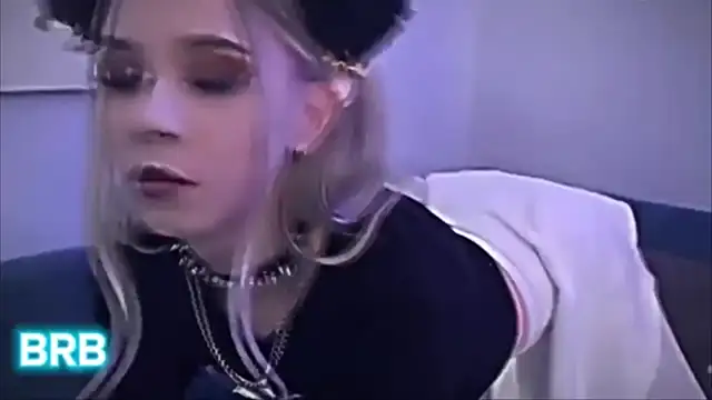 Snapshot of Shiny_Jennifer chatting on 14, 2, 2025 Shiny Jennifer online show from 14, 2, 2025